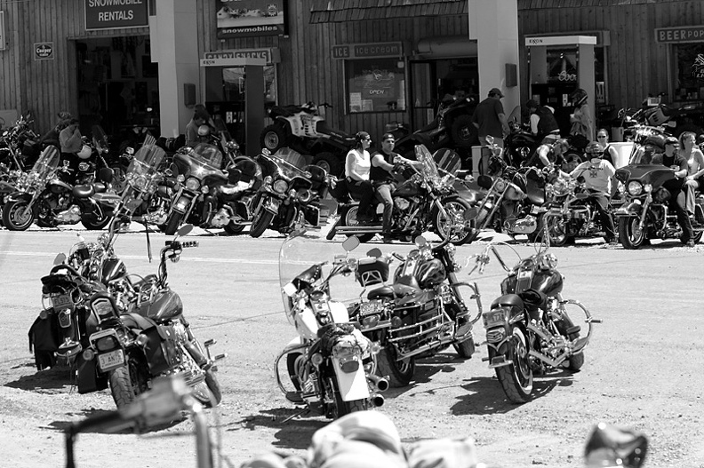 Fatbottom 04 0010 BW