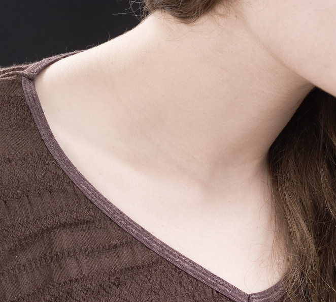 neckline.jpg