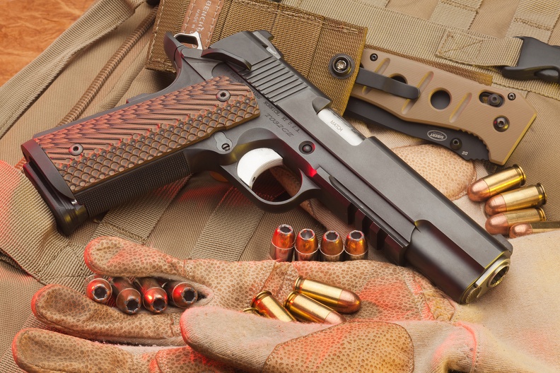 DW1911 spread 5755web
