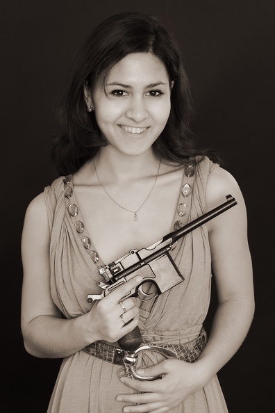 danica_mauserC96_7783web.jpg
