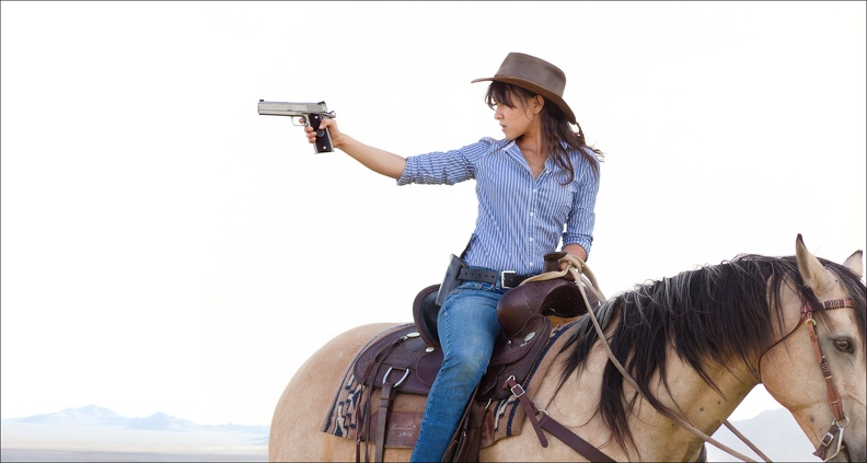 horseback shooting 3033