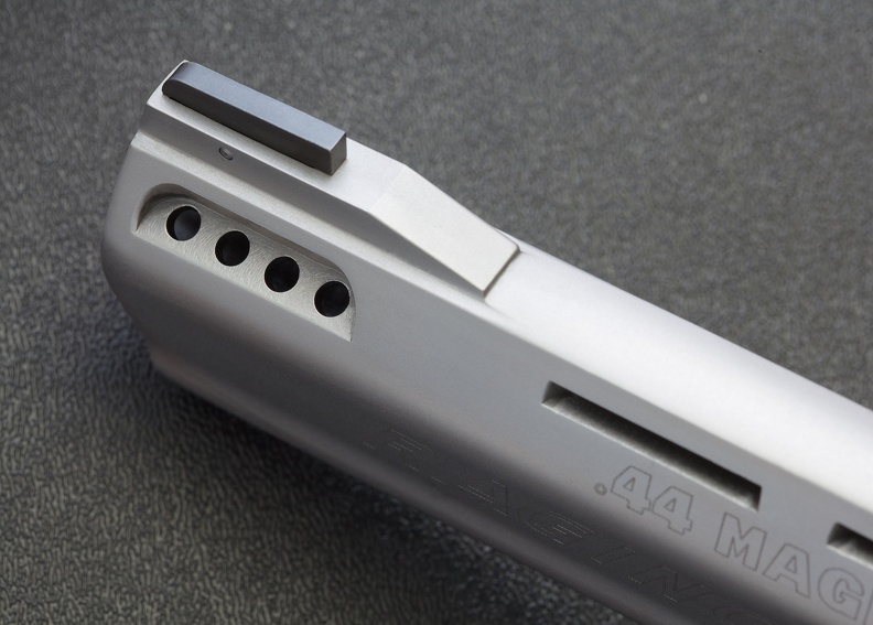 raging bull frontsight 4435web