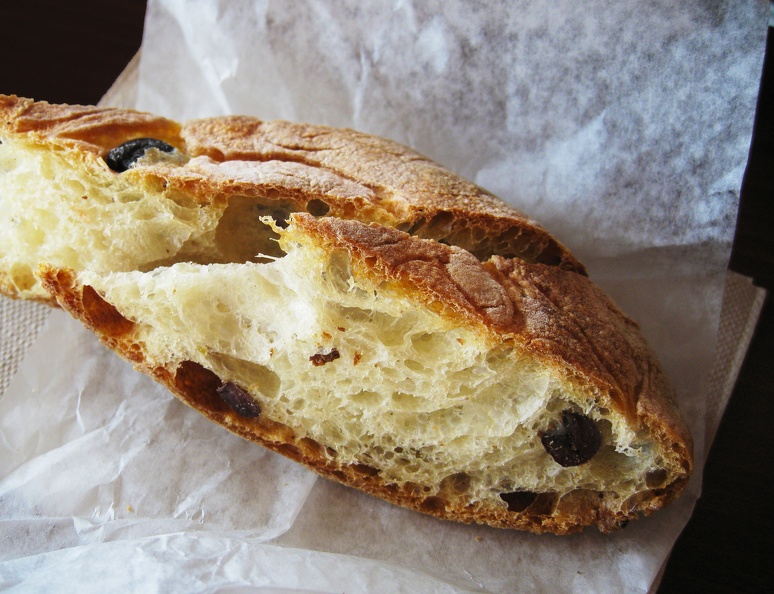 olive bread 2905