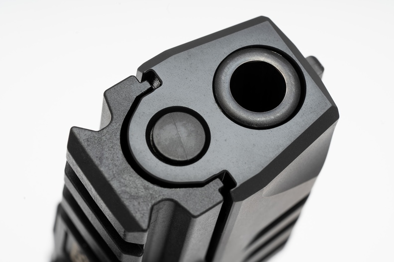 waltherPDP-F muzzle DSC5520